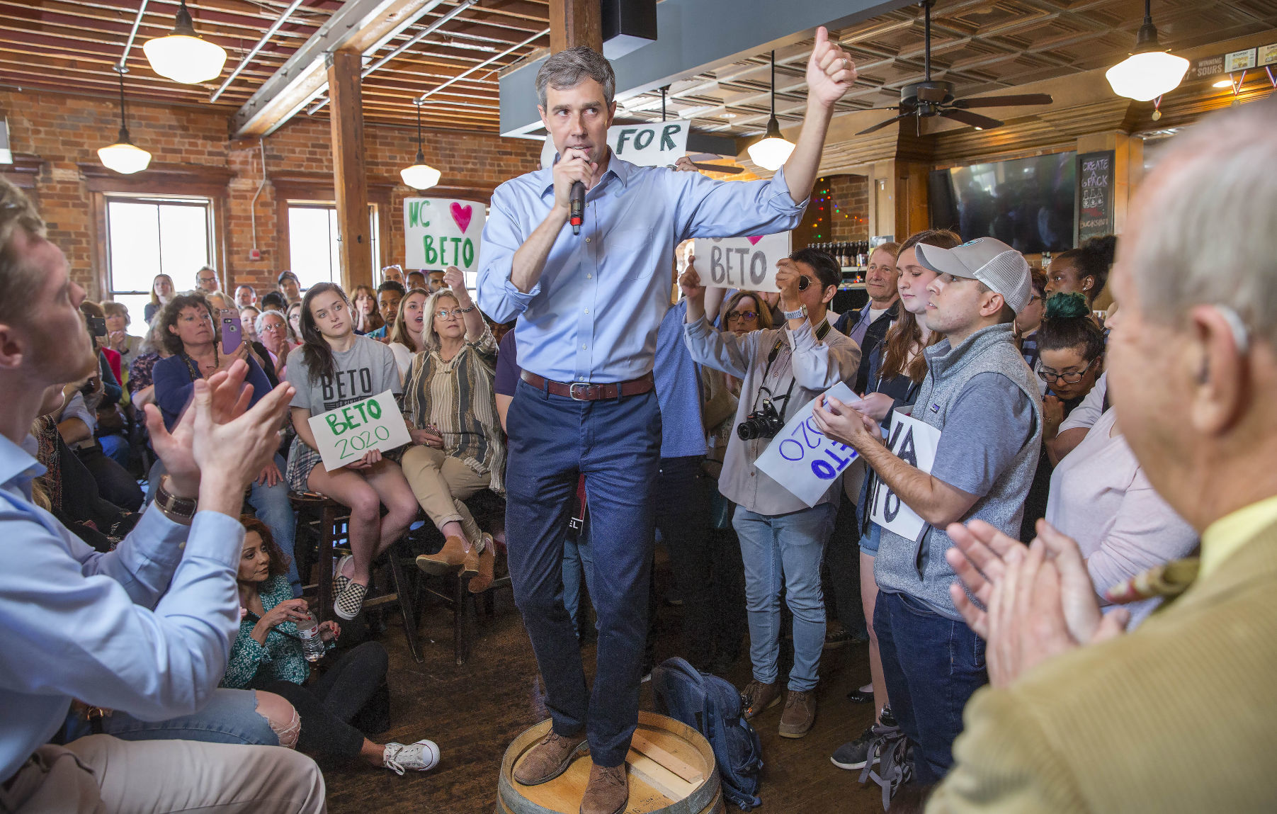 Beto O'Rourke campaigns in Greensboro